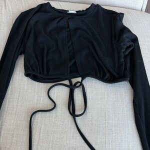 Black Long Sleeve Crop Top